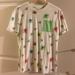 Boys Cat & Jack Tucan T-shirt!